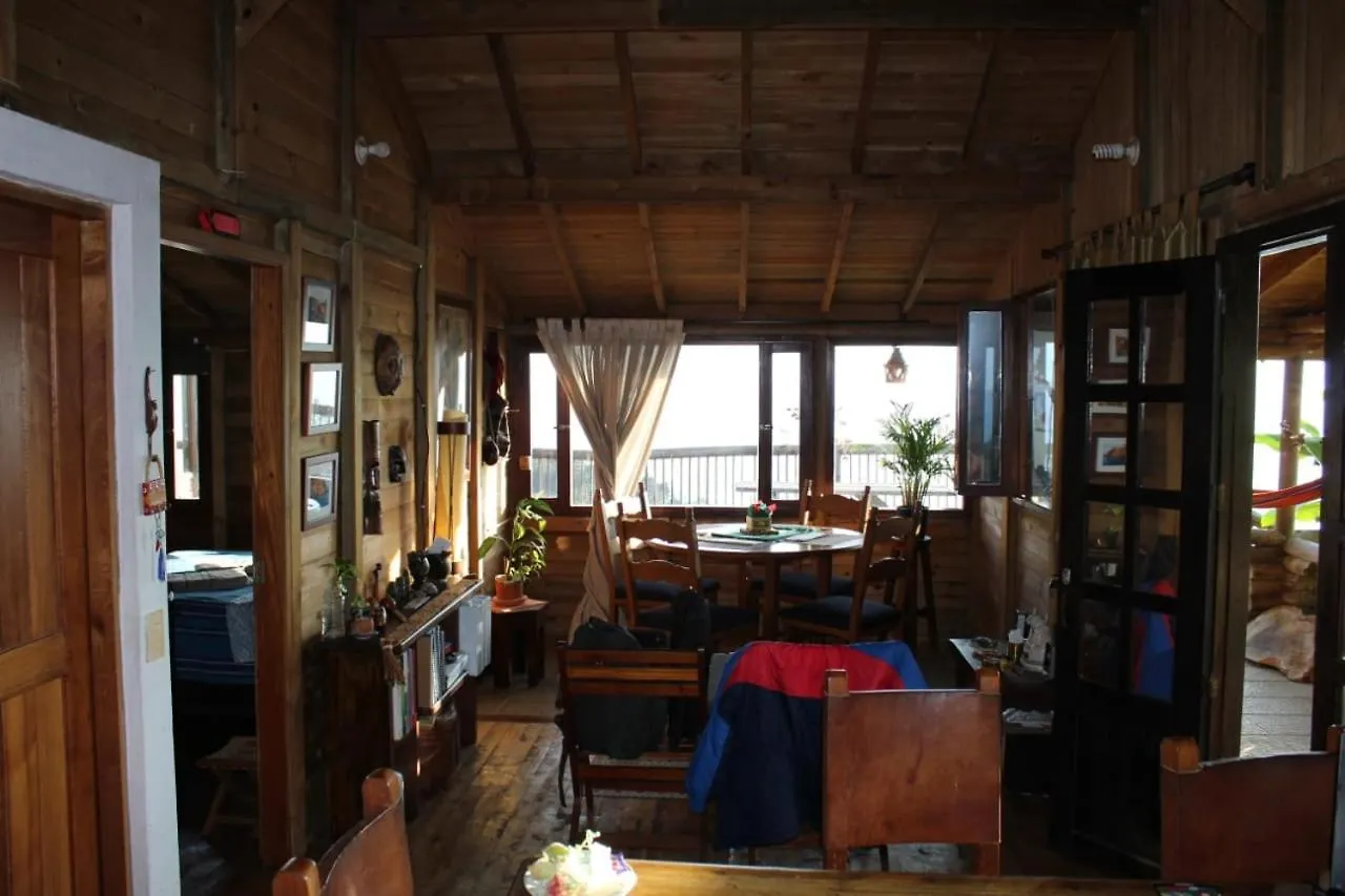 Patito Feo Hostel Медельин